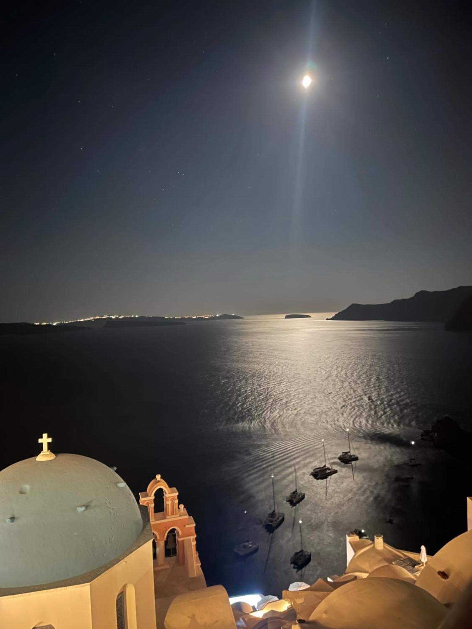 Bubble Suite Santorini Oia  Exterior foto